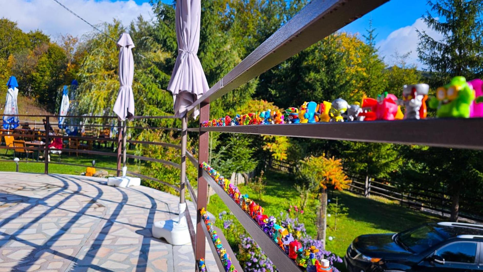 Pensiunea La Taverna Traisteni Экстерьер фото